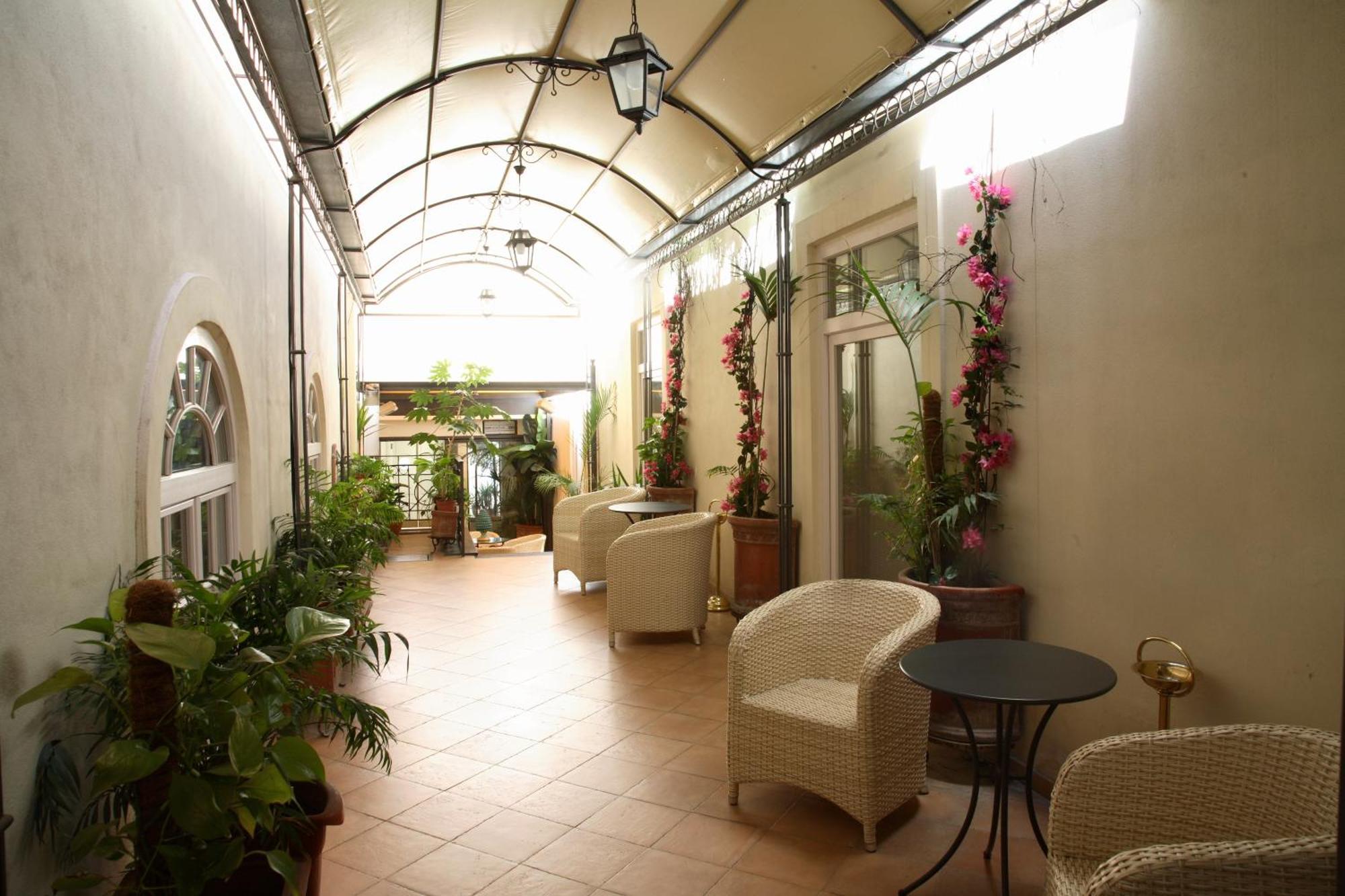 Palazzo Alabardieri Nápoles Exterior foto